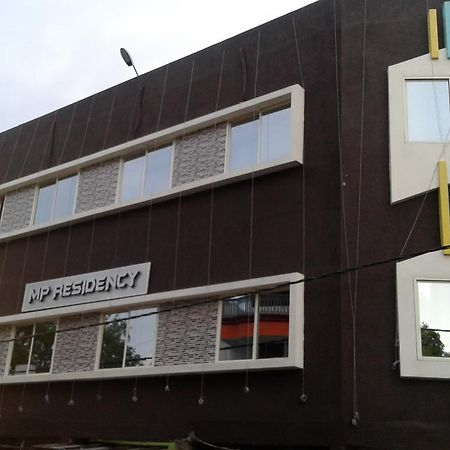 מלון אויאיין Mp Residency מראה חיצוני תמונה